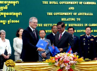 ការបញ្ជូនជនភៀសខ្លួនមកកម្ពុជា គឺរដ្ឋាភិបាលអូស្ត្រាលីបានរំលោភលើអនុញ្ញាជនភៀសខ្លួនឆ្នាំ ១៩៥១
