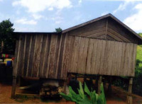 លោក ទូច វុន ចោទលោក ផន ដារារិទ្ធ ប្រើអំណាចបង្ខំឱ្យផ្តិតមេដៃប្លន់យកដី