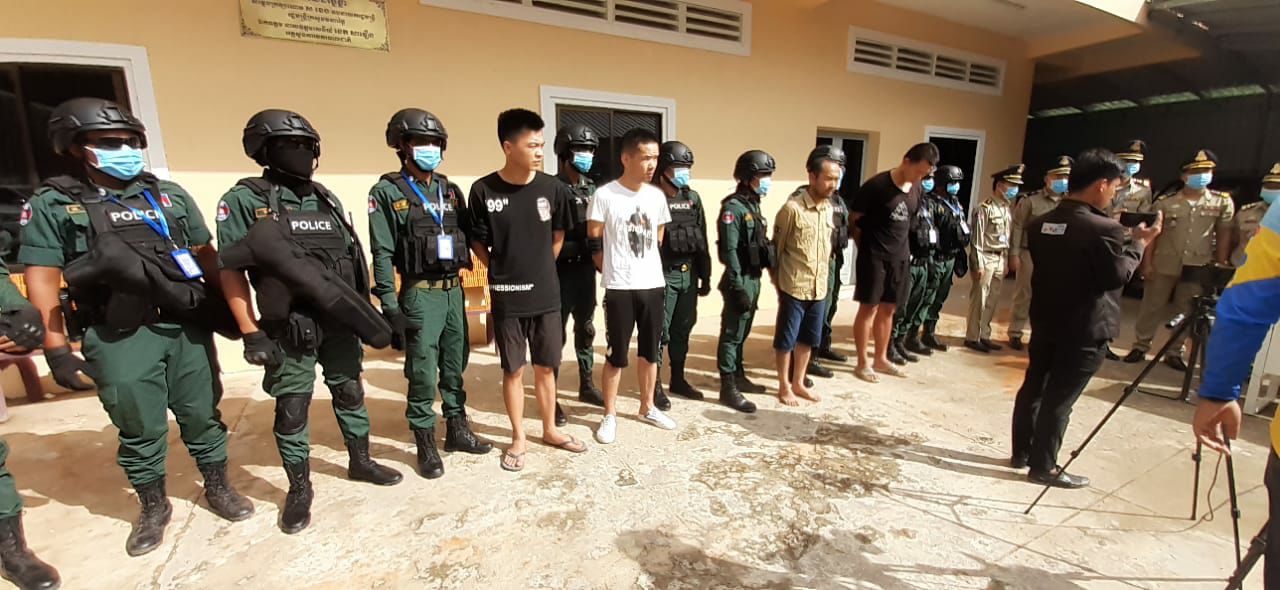 សមត្ថកិច្ចនគរបាលខេត្តព្រះសីហនុបង្ហាញមុខ ជនសង្ស័យជាឧក្រិដ្ធជន ជំរិត ទាប្រាក់ សកម្ម ក្នុងខេត្តព្រះសីហនុ