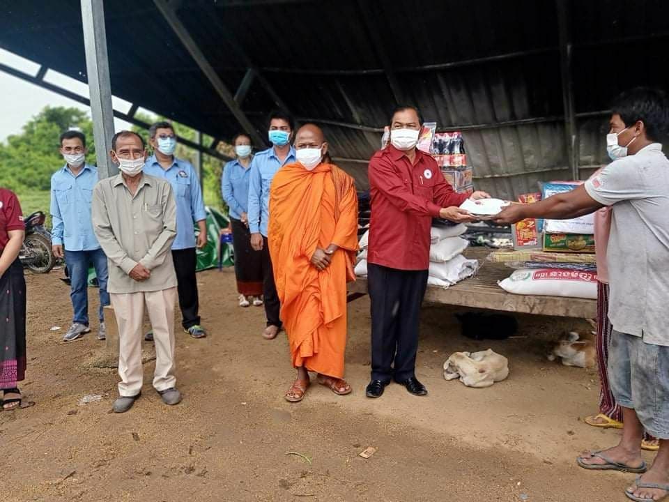 សកម្មភាពចុះជួយ ប្រជាពលរដ្ឋនៅ ឃុំត្រពាំងជោ